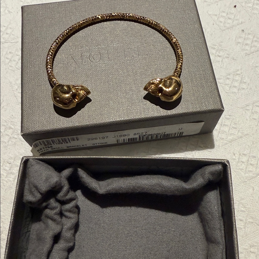 Alexander McQueen twin Skull bracelet - Picture 2 of 3